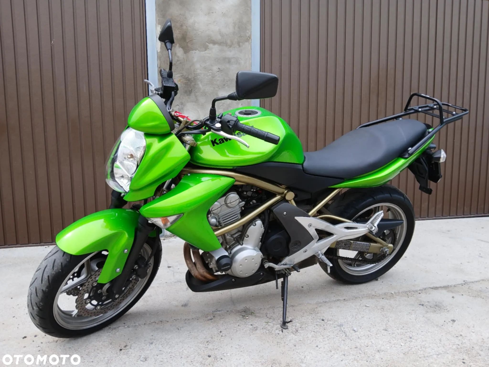 Kawasaki ER - 1
