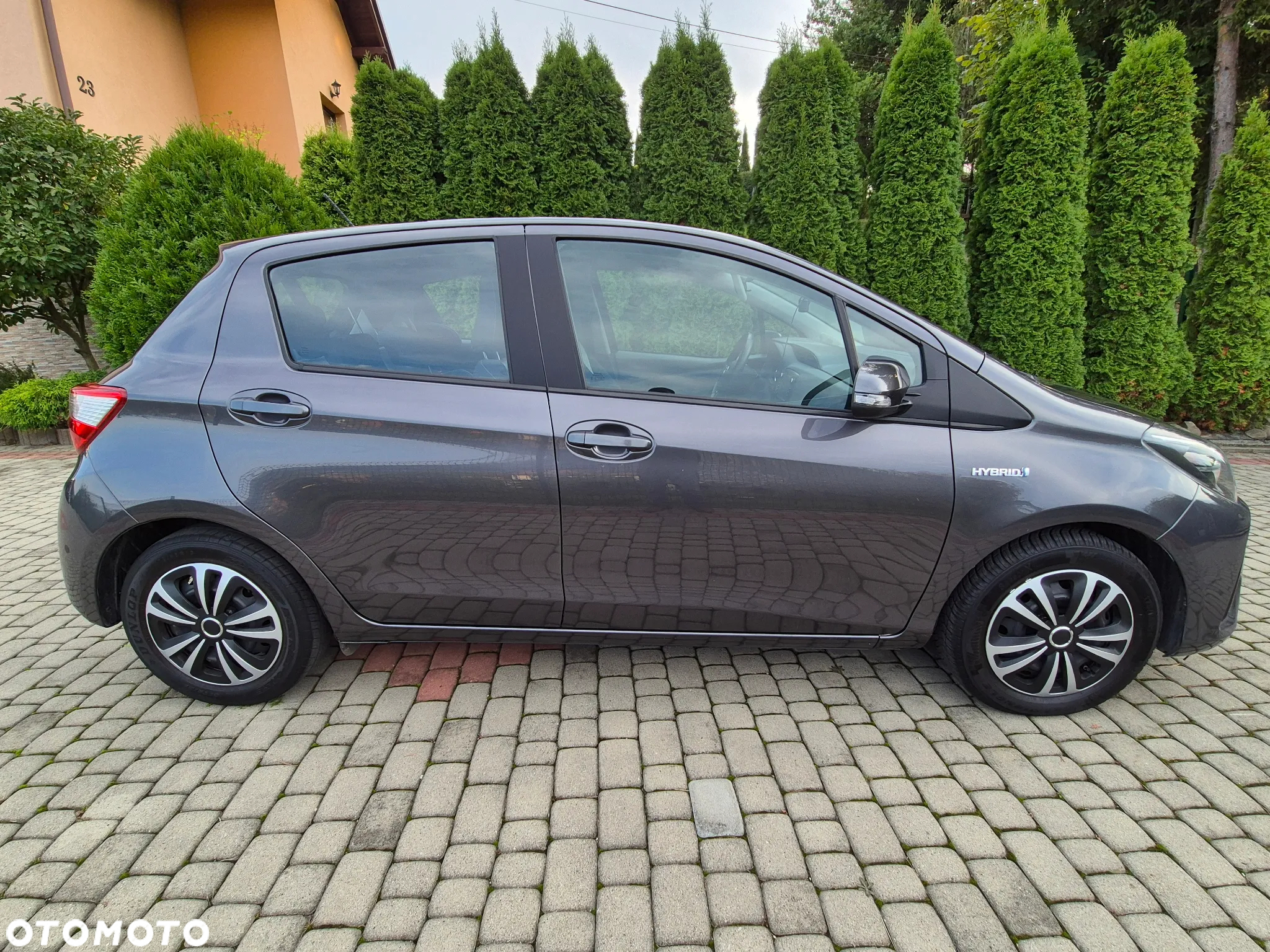 Toyota Yaris - 2