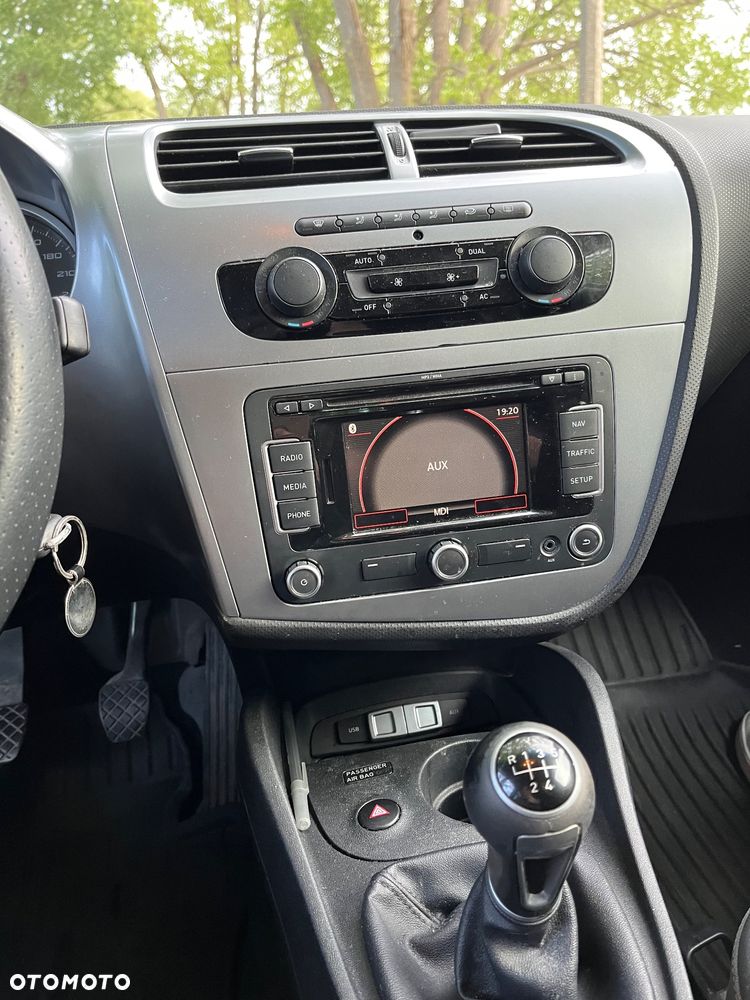 Seat Leon 1.6 TDI Ecomotive Reference - 16