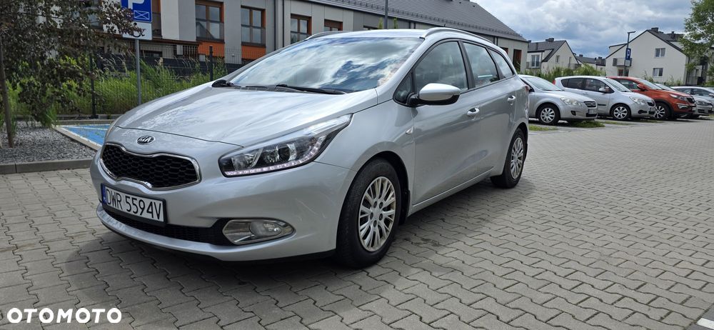 Kia Ceed - 1