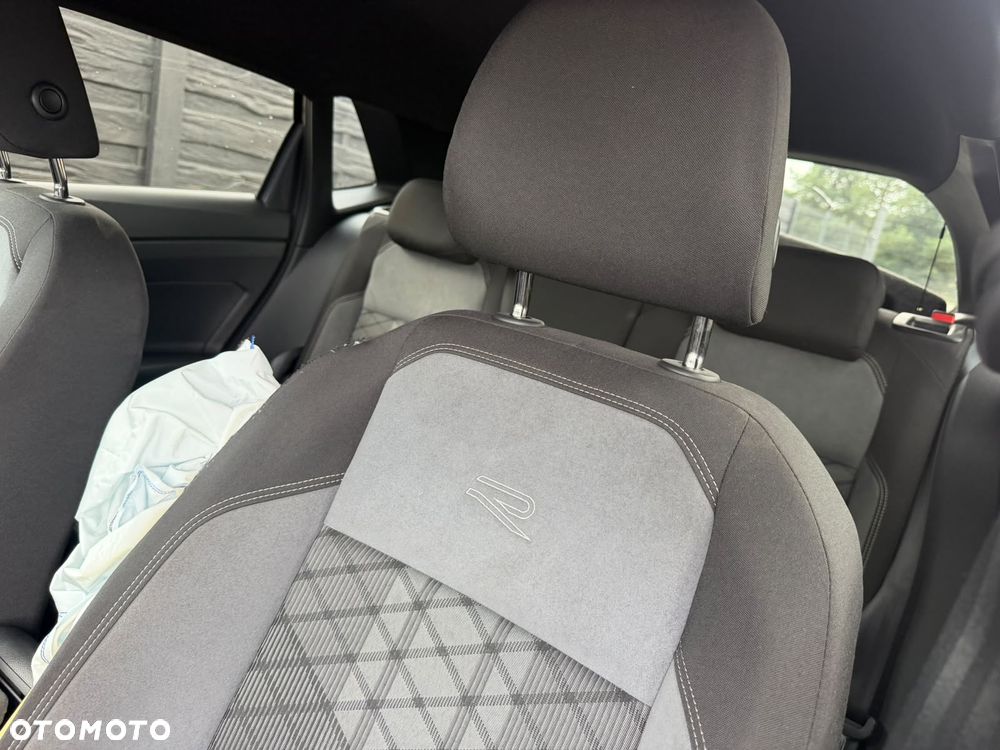 Volkswagen Polo 1.0 TSI OPF DSG R-Line - 9