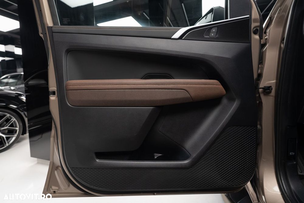 Volkswagen Amarok - 11