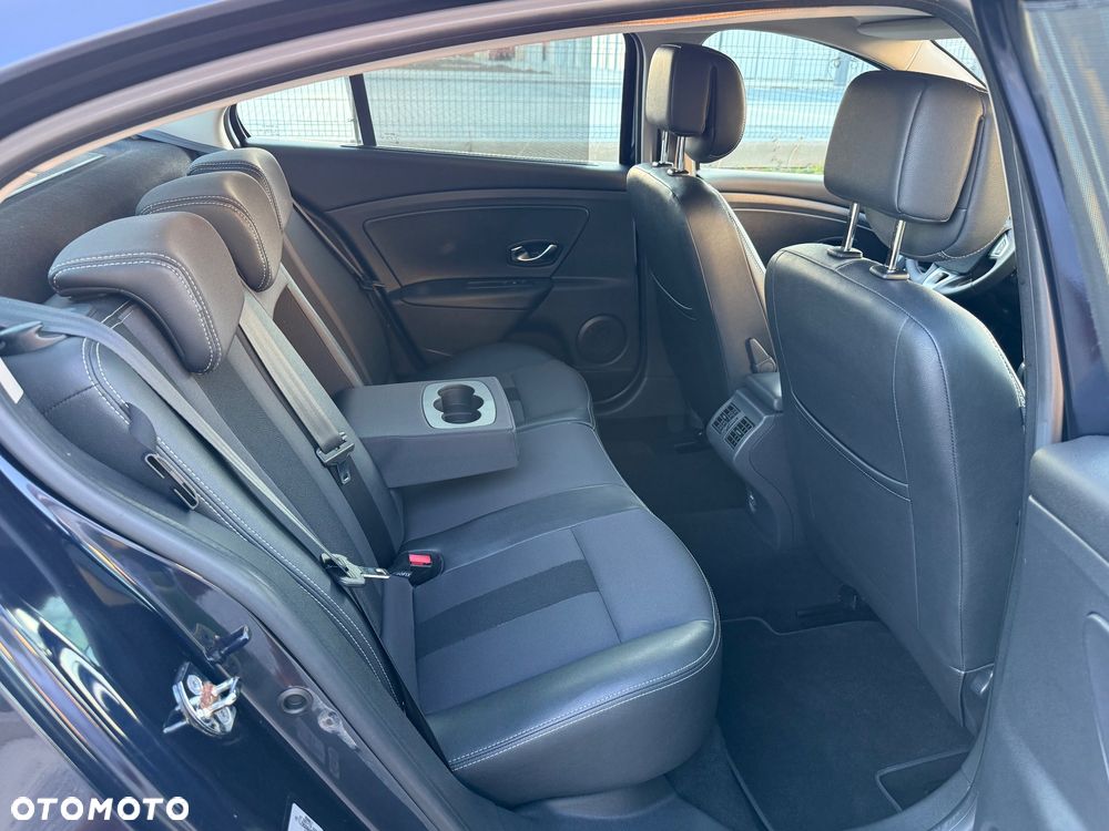 Renault Fluence 2.0 16V Privilege - 26
