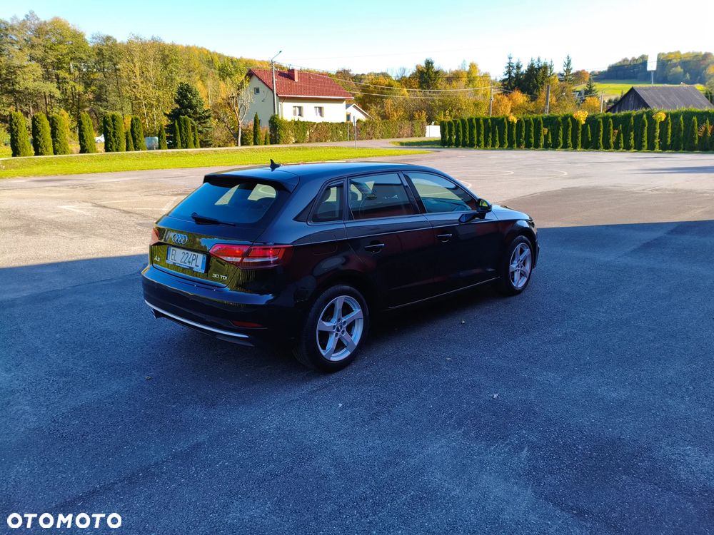 Audi A3 Sportback 1.6 TDI S tronic Attraction - 6