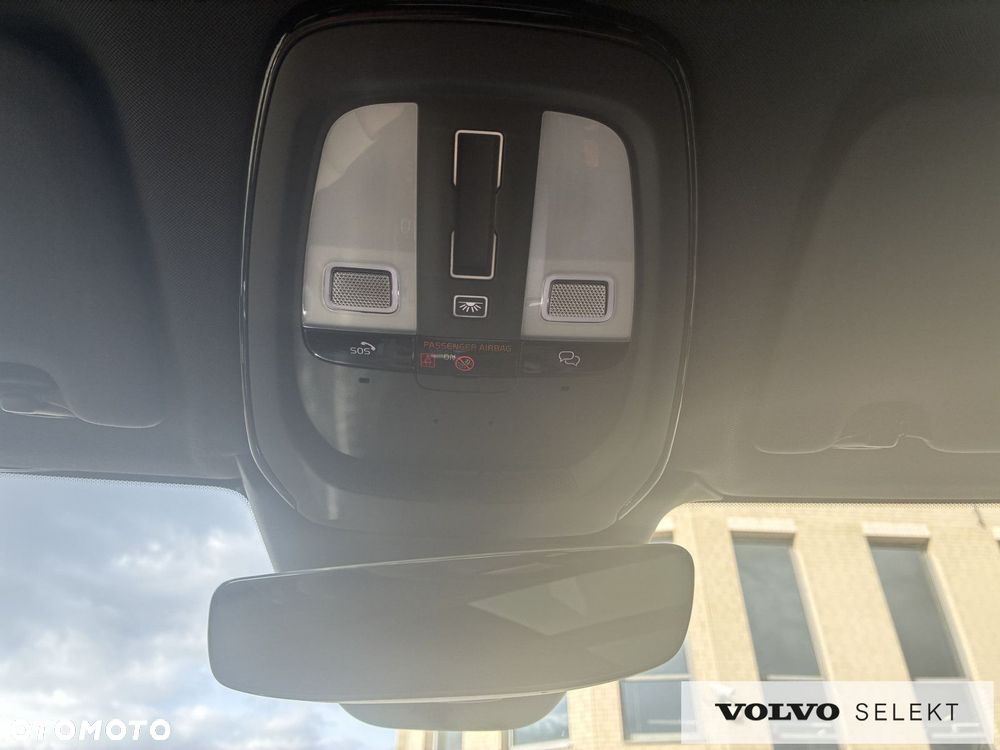 Volvo XC 60 - 30