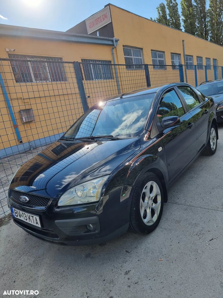 Ford Focus - 1