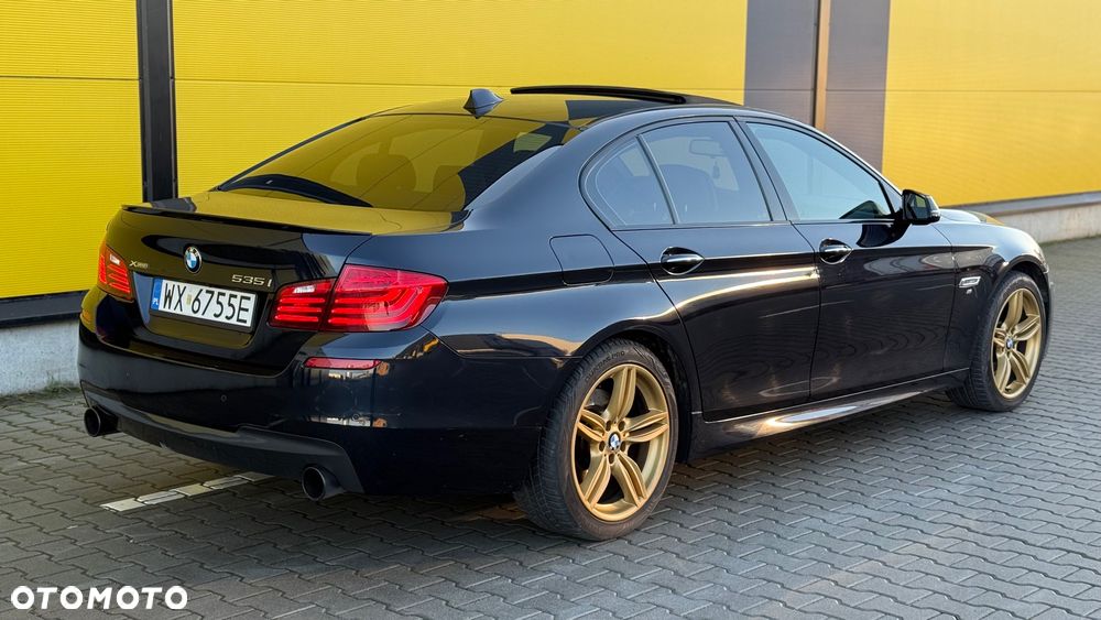 BMW Seria 5 535i xDrive - 17