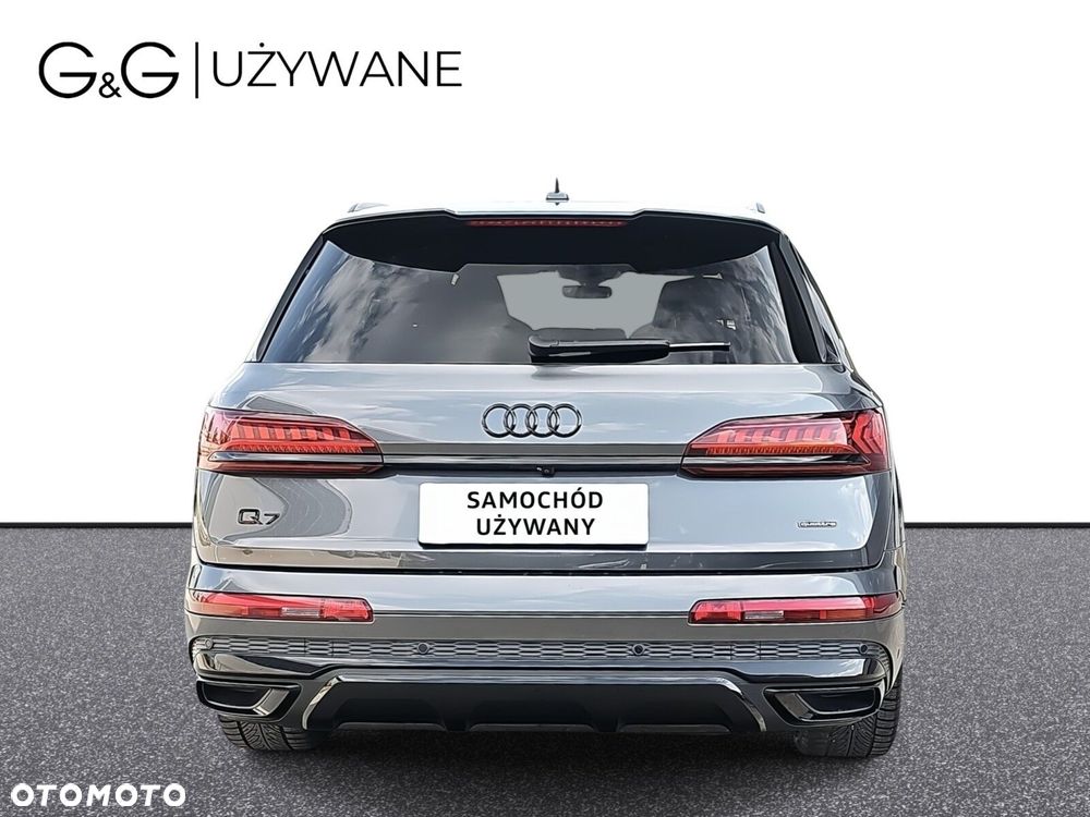 Audi Q7 - 8