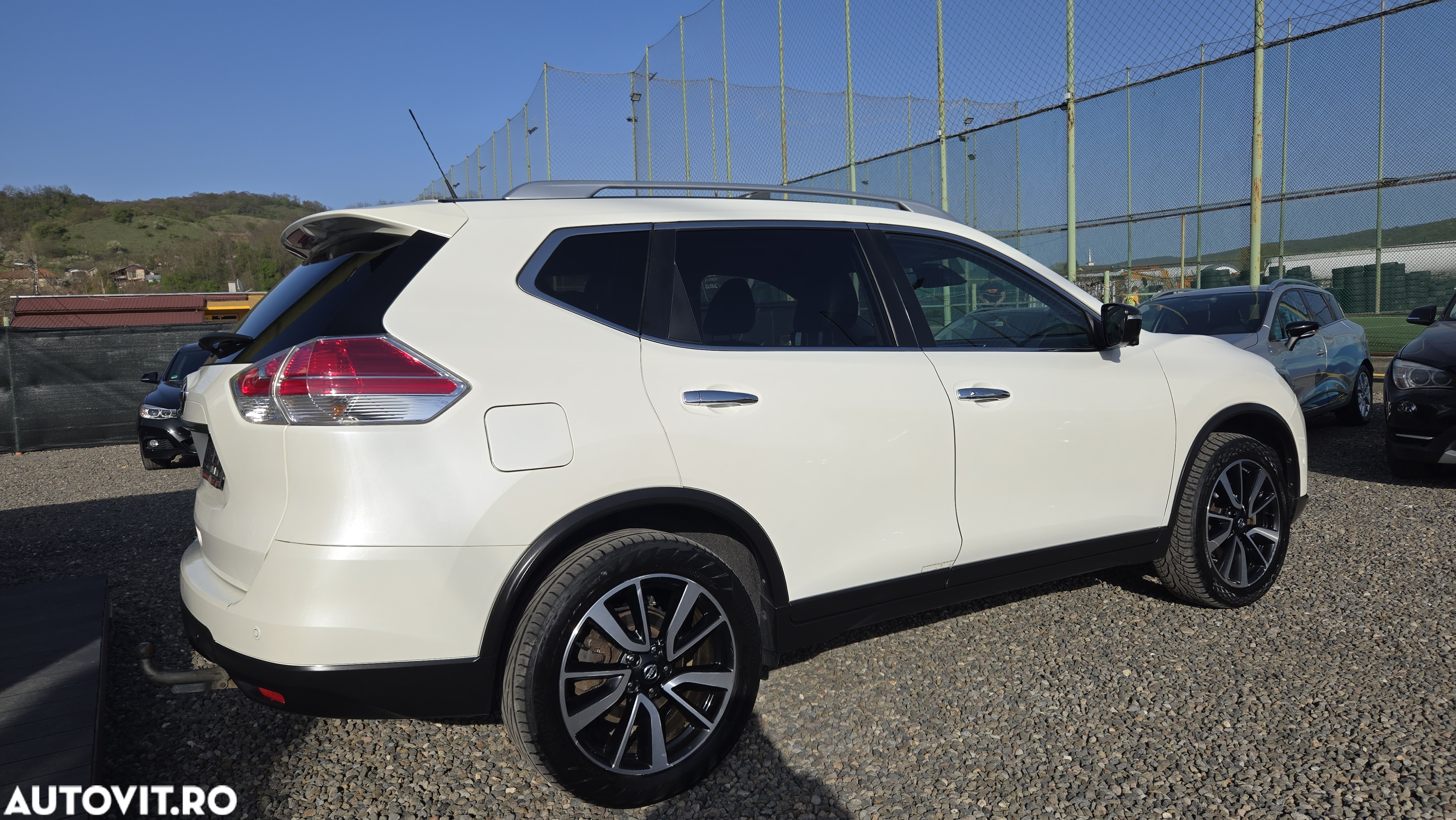 Nissan X-Trail 1.6 dCi Xtronic 360 - 3