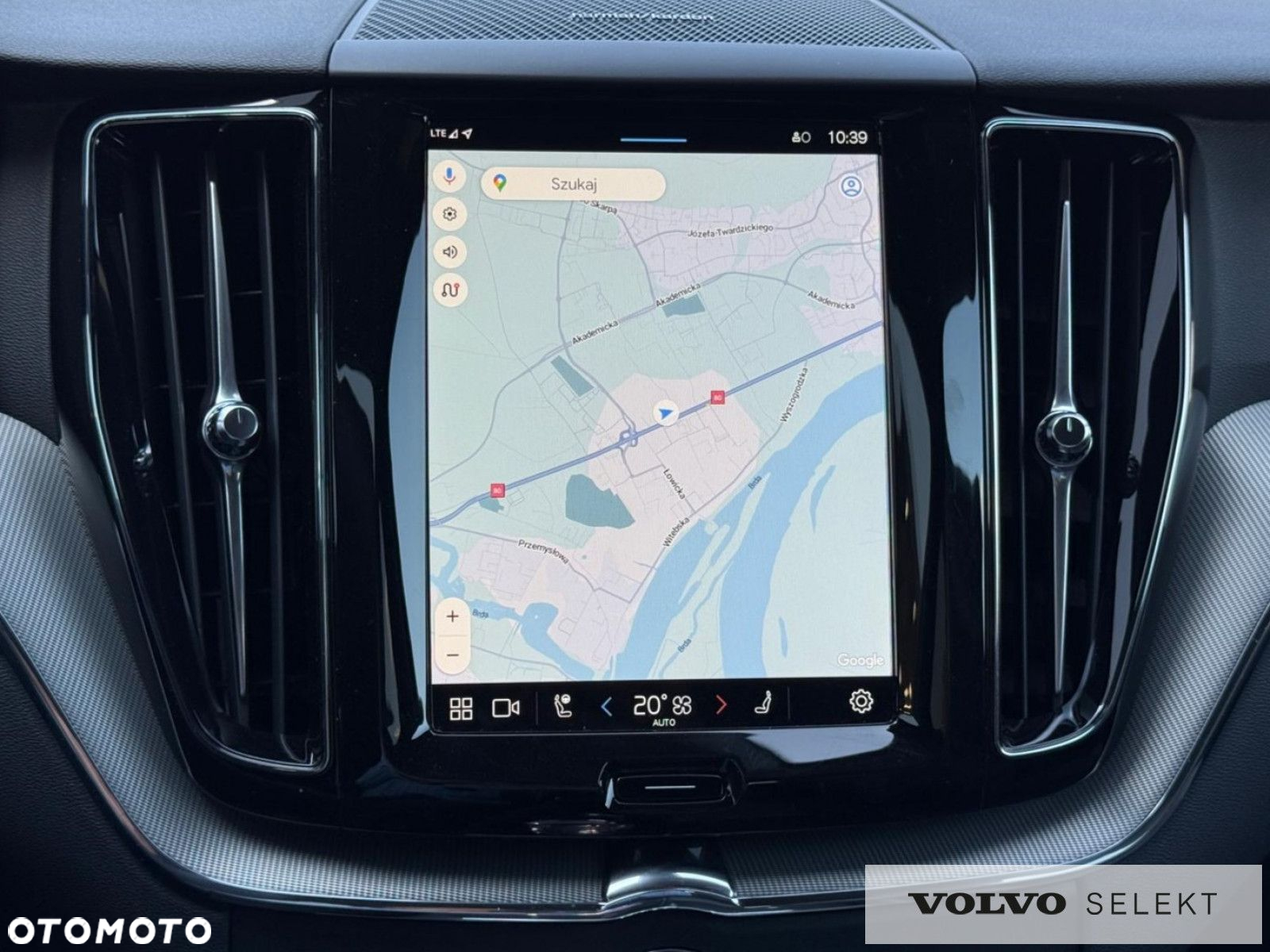 Volvo XC 60 - 23