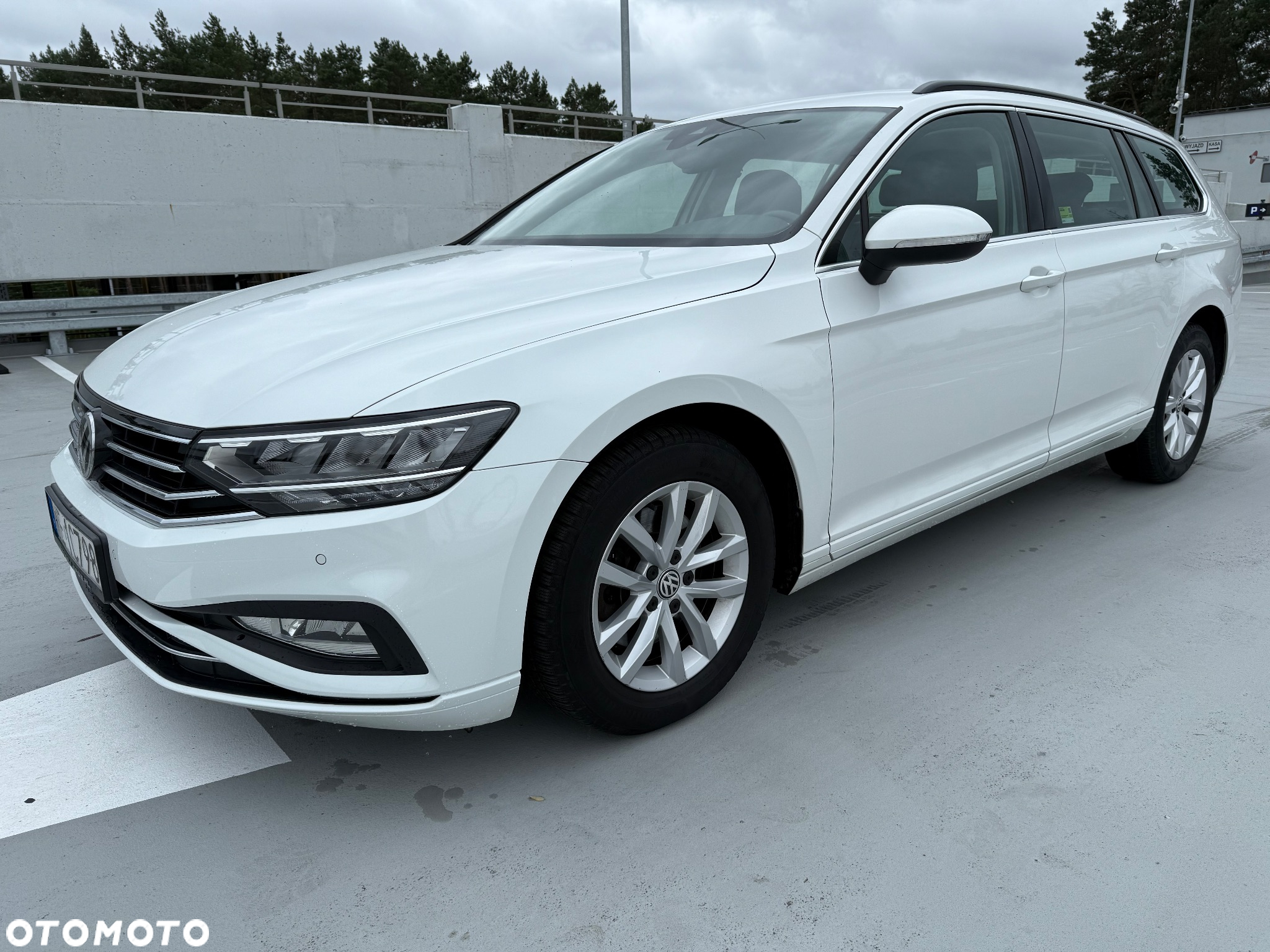 Volkswagen Passat 2.0 TDI EVO Business DSG - 2