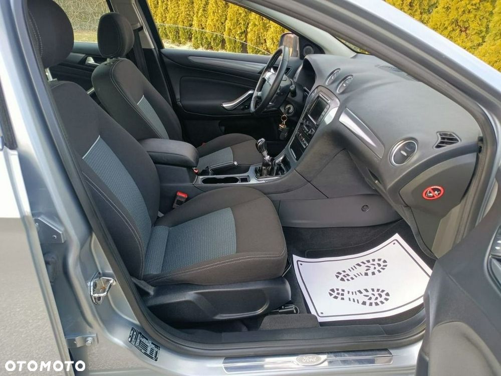 Ford Mondeo 2.0 TDCi Business Edition - 22
