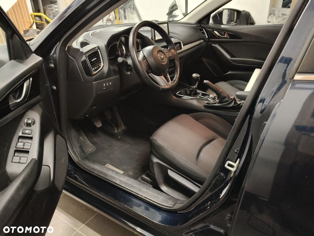 Mazda 3 - 11