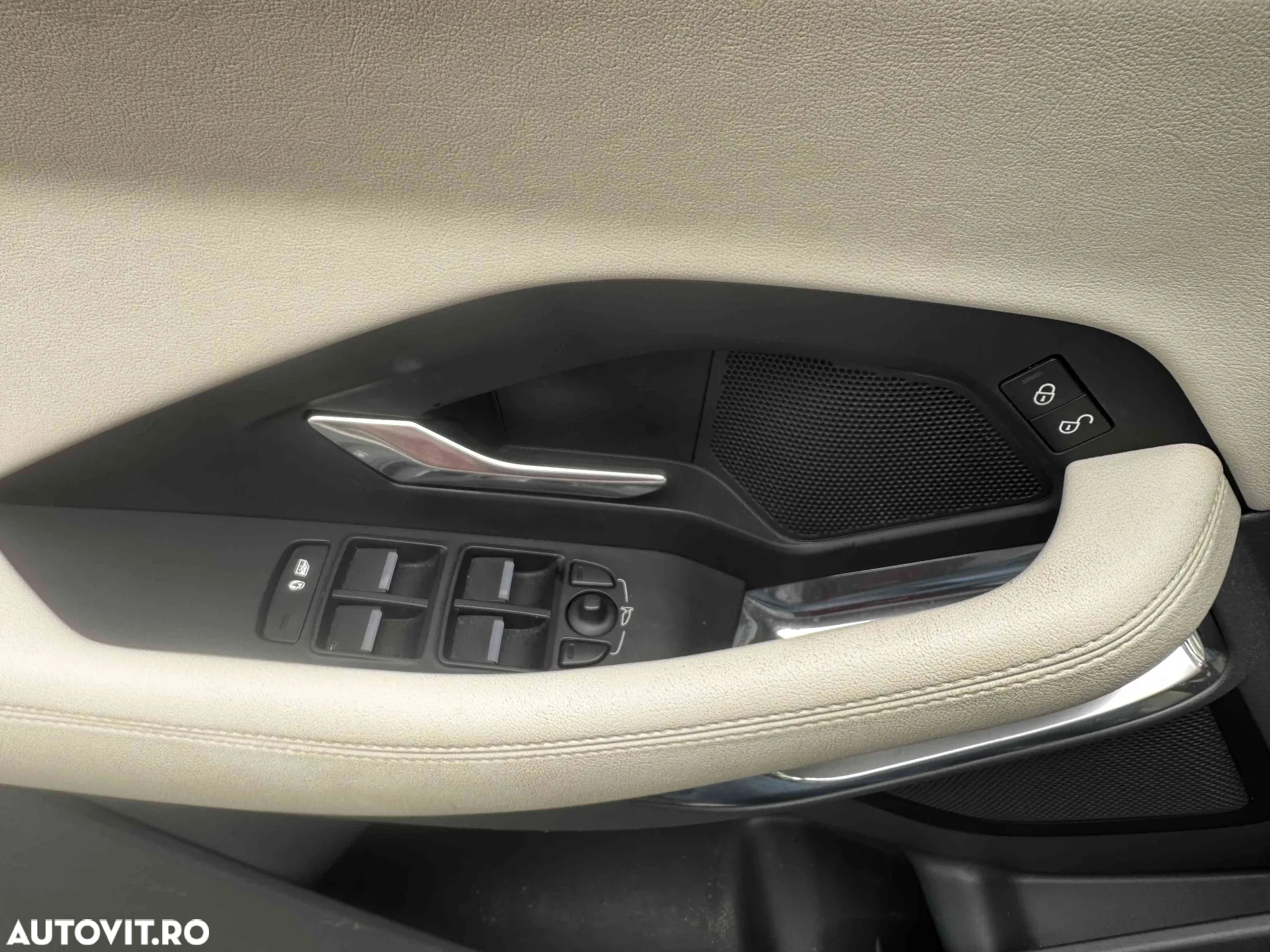 Jaguar E-Pace - 9