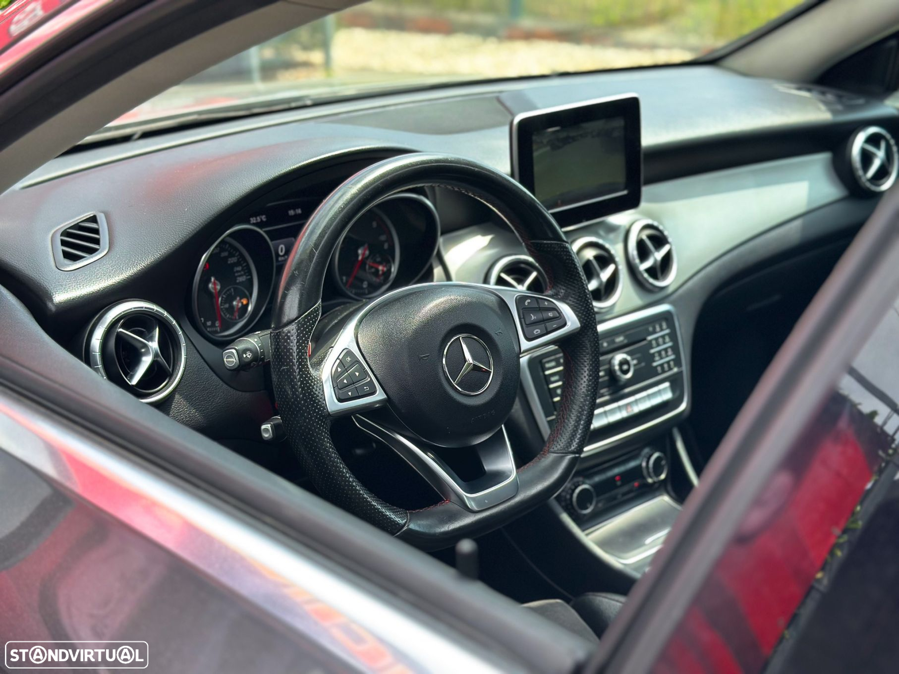 Mercedes-Benz CLA 180 - 2