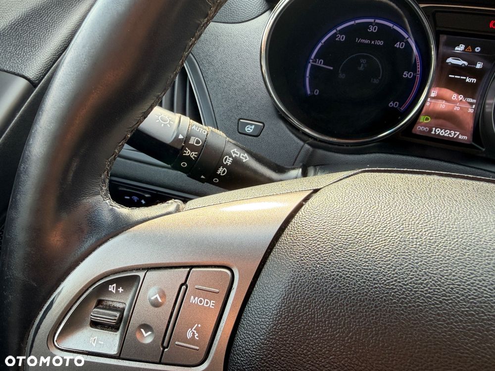 Hyundai ix35 2.0 CRDi Premium 4WD - 17