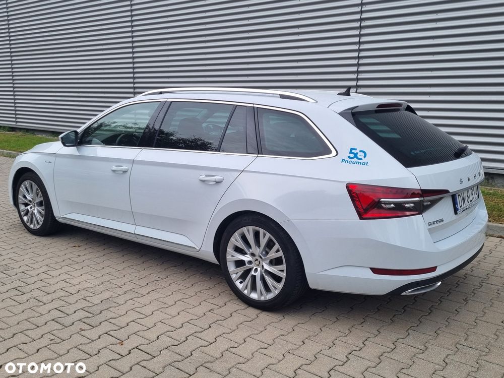 Skoda Superb 2.0 TDI SCR L&K DSG - 4