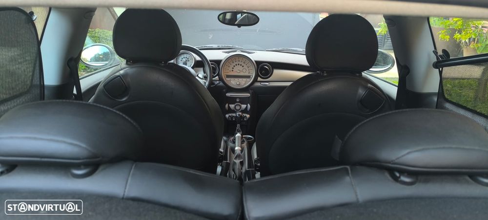 MINI 3 Portas Cooper D Auto - 5