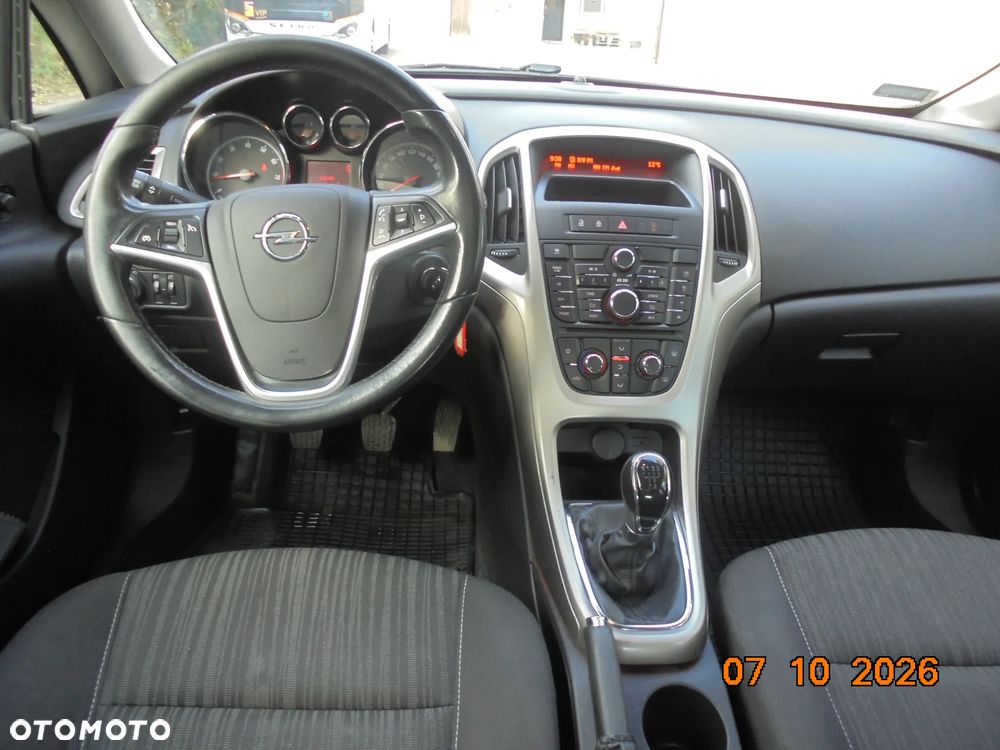 Opel Astra - 12