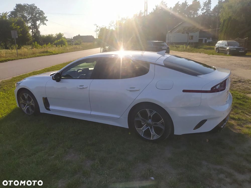 Kia Stinger 2.0 T-GDI GT Line - 5