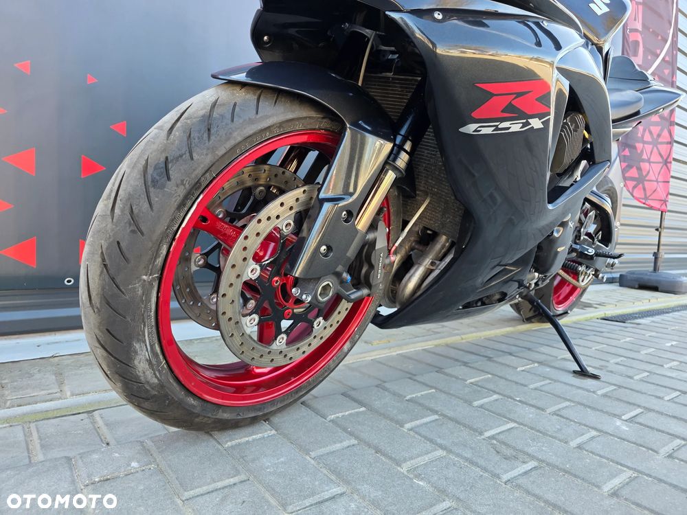 Suzuki GSX-R - 17