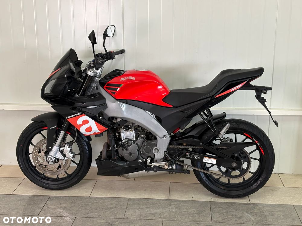 Aprilia Tuono - 6