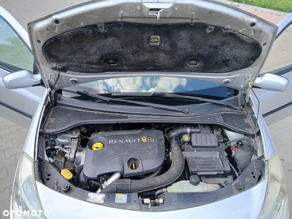 Renault Clio - 7