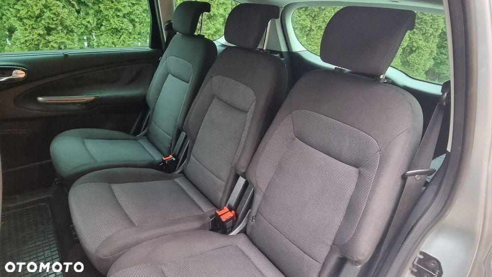 Ford S-Max - 15