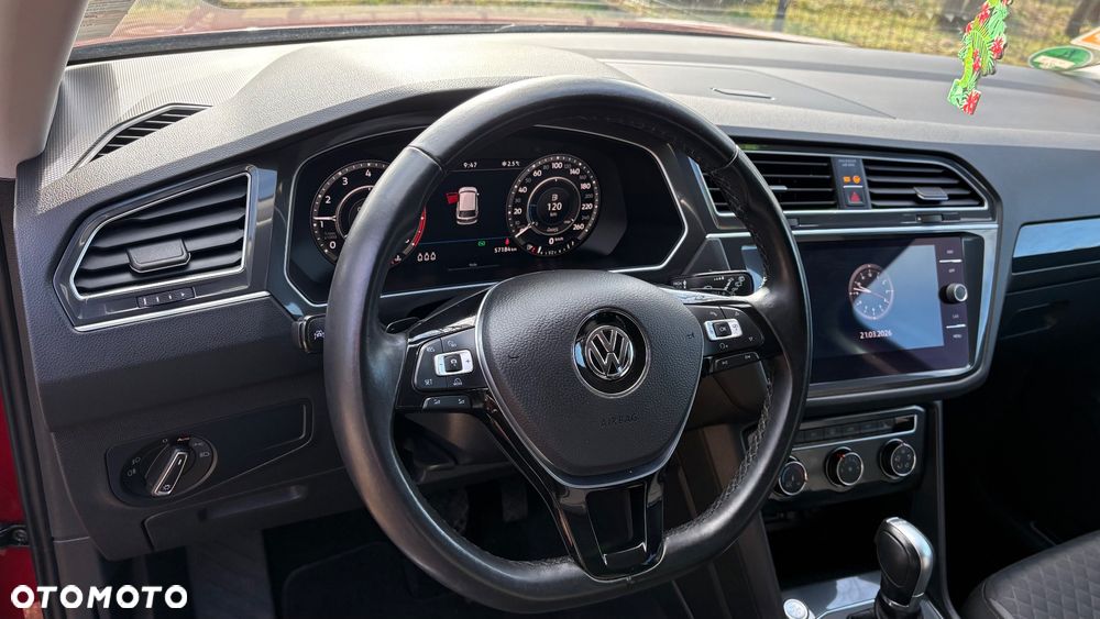 Volkswagen Tiguan - 21