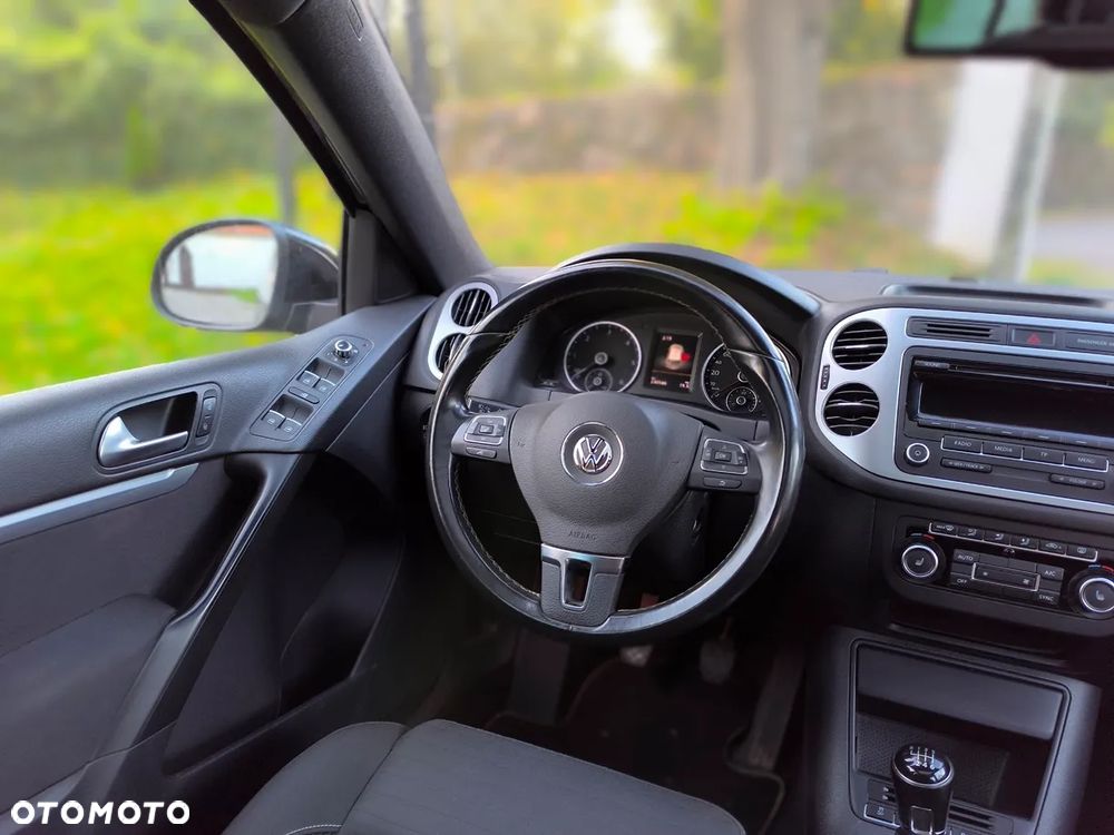 Volkswagen Tiguan 2.0 TDI DPF 4Motion BlueMotion Technology Cup Track & Style - 6
