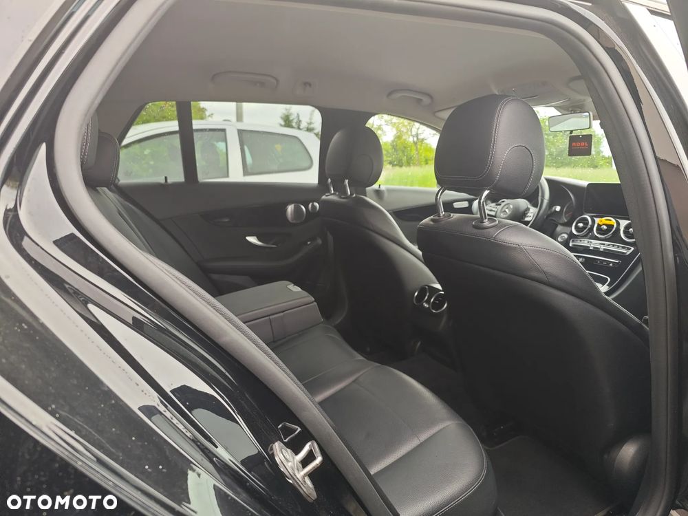 Mercedes-Benz Klasa C 220 d 9G-TRONIC - 5