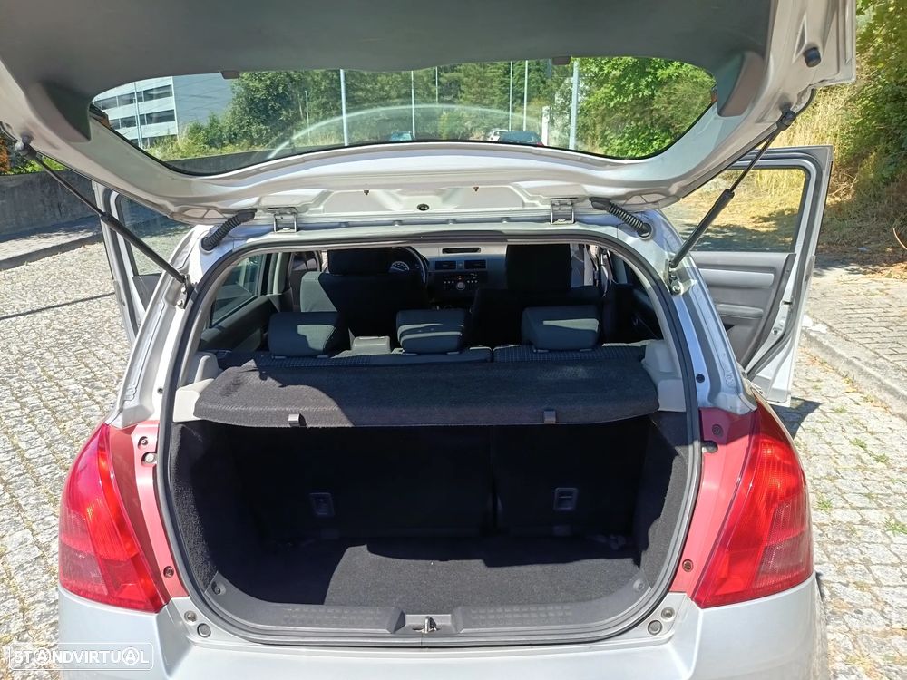 Suzuki Swift 1.3 DDiS GLX - 14