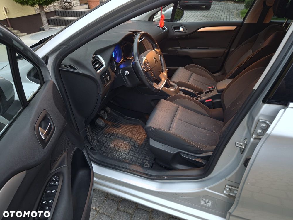 Citroën C4 1.6 HDi Attraction - 6