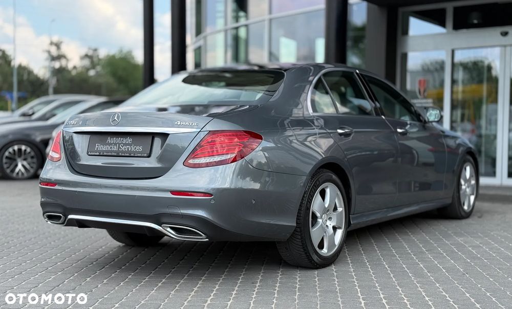 Mercedes-Benz Klasa E 220 d 9G-TRONIC AMG Line - 6