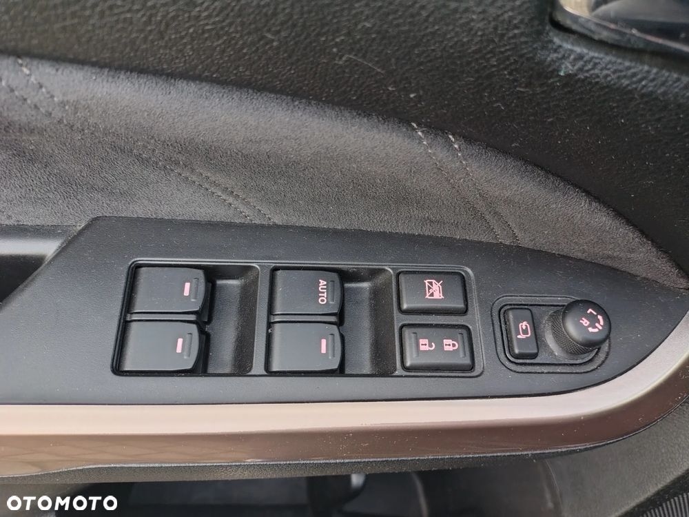Suzuki Vitara - 18