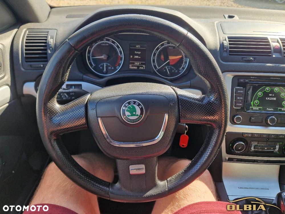 Skoda Octavia 2.0 TDI RS - 29