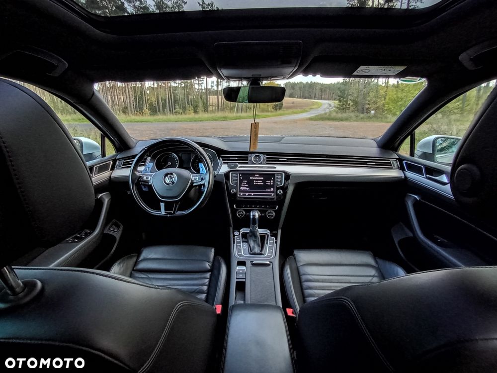Volkswagen Passat - 9
