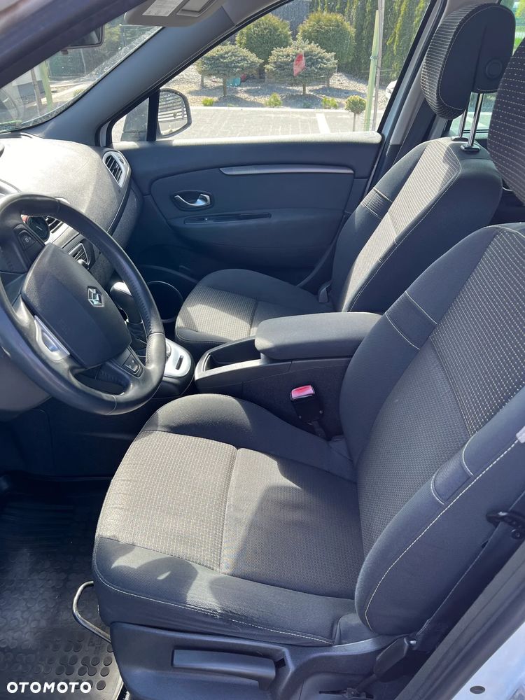 Renault Scenic - 16