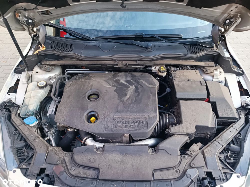 Volvo V40 D2 - 31