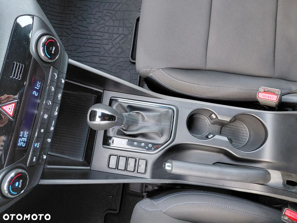 Hyundai Tucson 1.7 CRDI BlueDrive Comfort 2WD DCT - 21