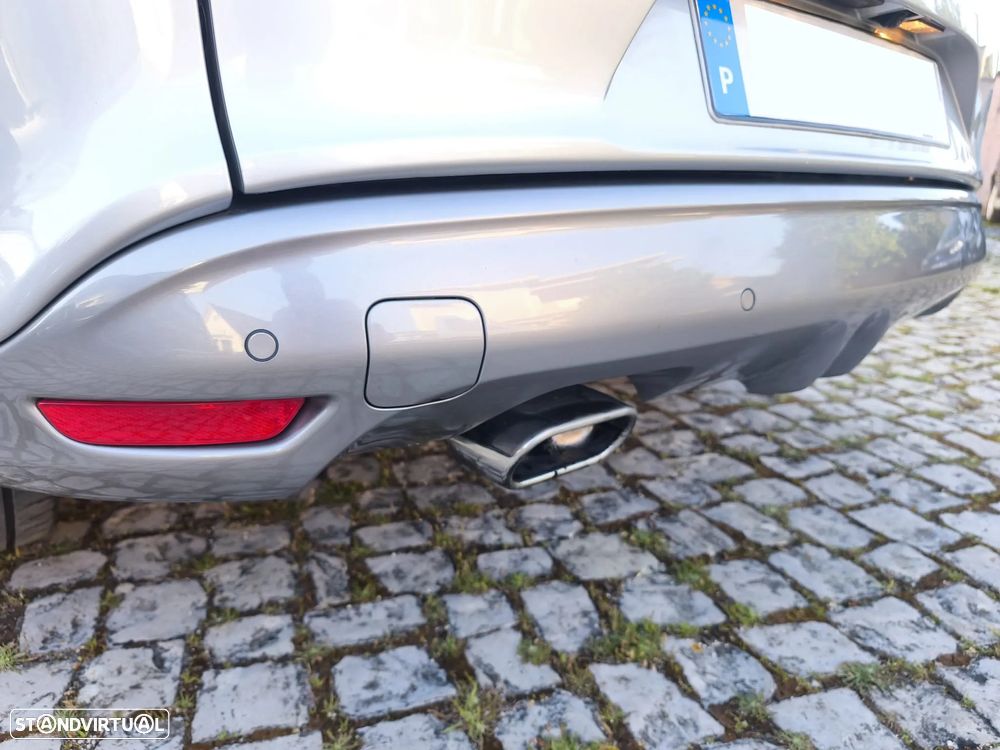 Renault Clio Sport Tourer 0.9 TCe GT Line - 13