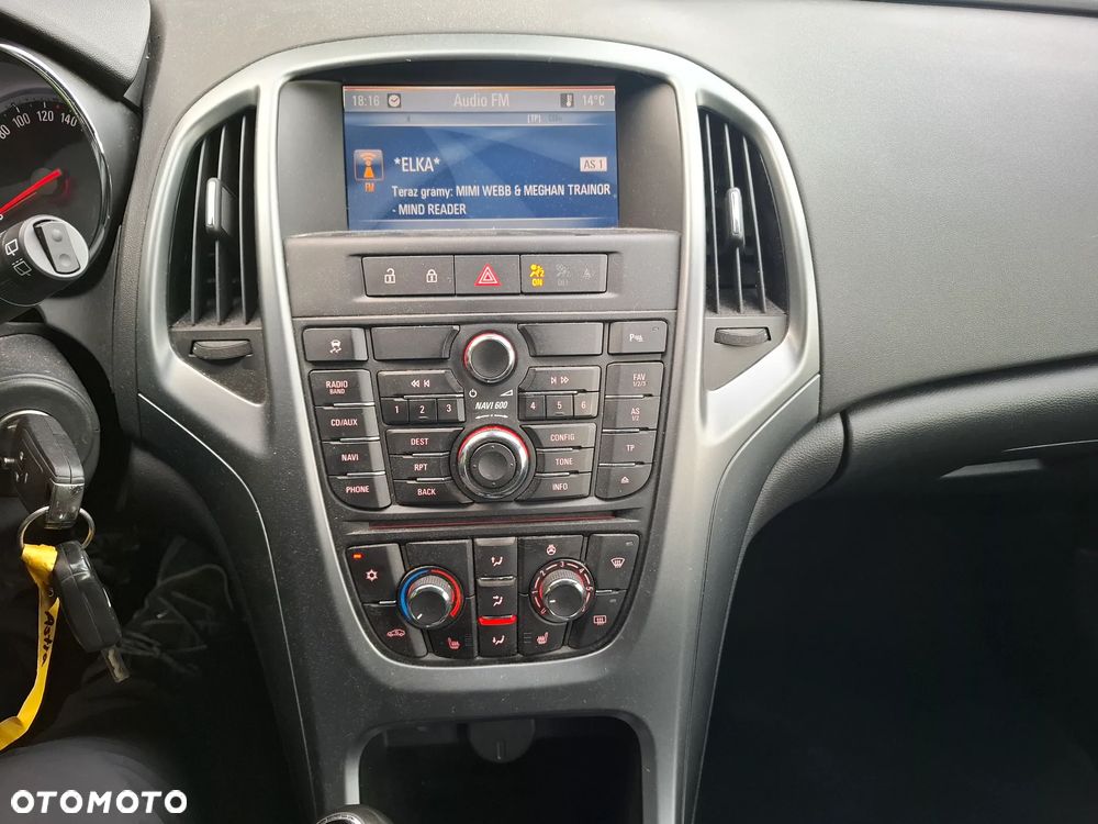 Opel Astra - 12