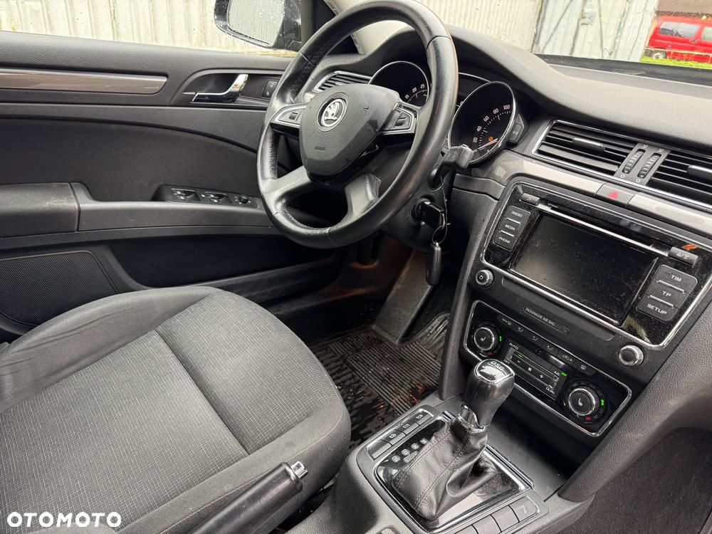 Skoda Superb 2.0 TDI Ambition DSG - 7