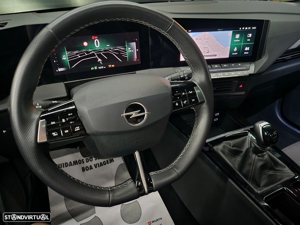 Opel Astra Sports Tourer 1.2 T GS Line - 11