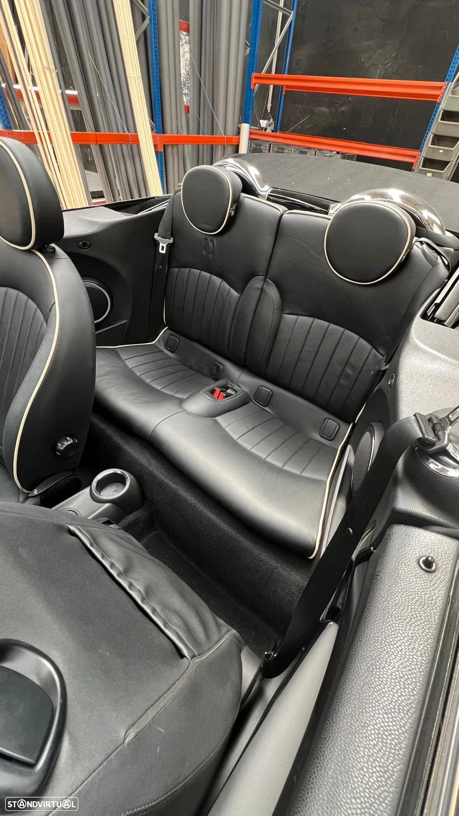 MINI Cabrio John Cooper Works - 9