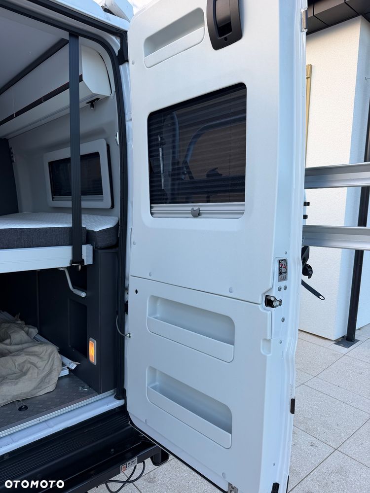Adria 640SGX Twin Sports - 18