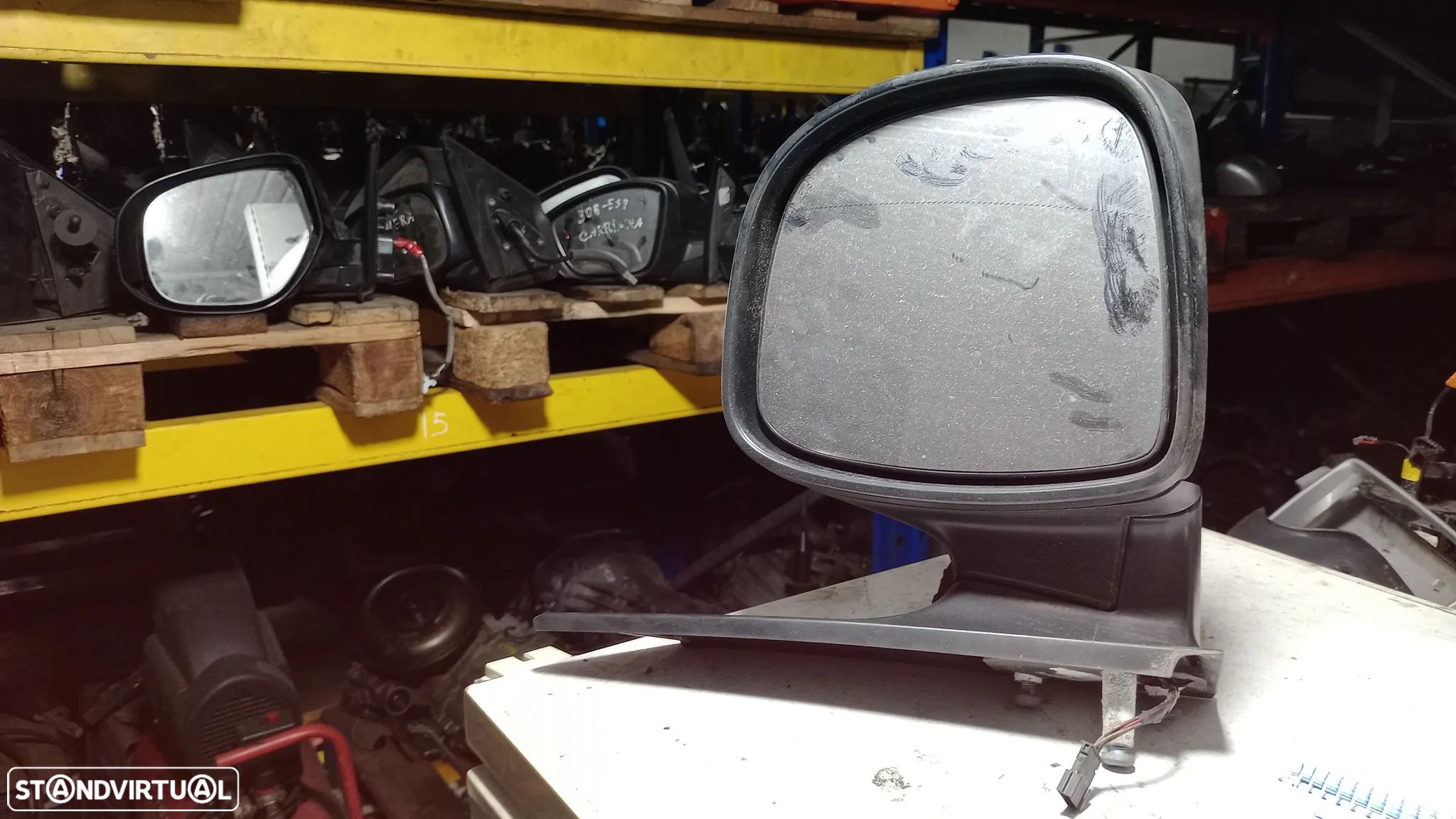 Retrovisor Mercedes Benz Direito - 1