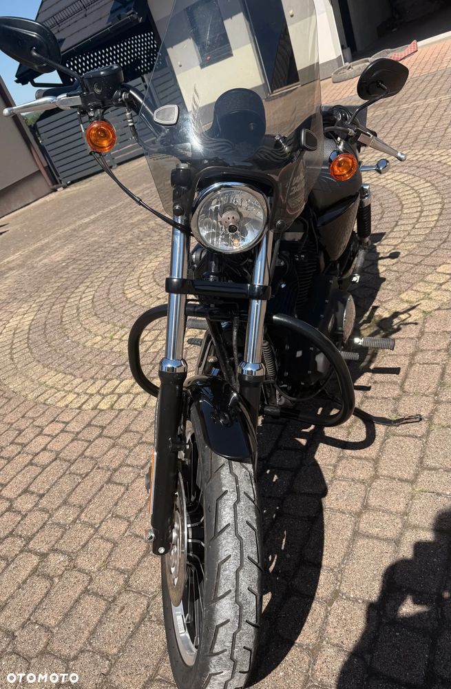 Harley-Davidson Sportster Roadster 883R - 6