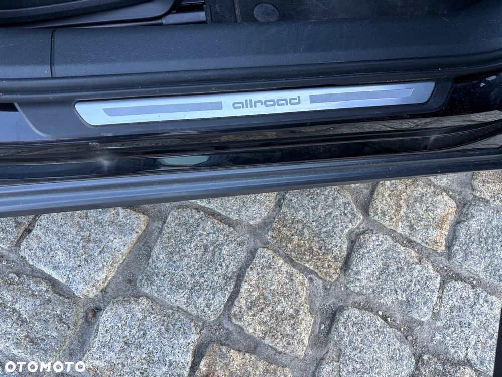 Audi A6 Allroad - 31