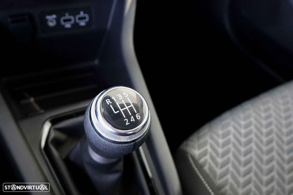 Renault Clio 1.0 TCe Evolution Bi-Fuel - 35